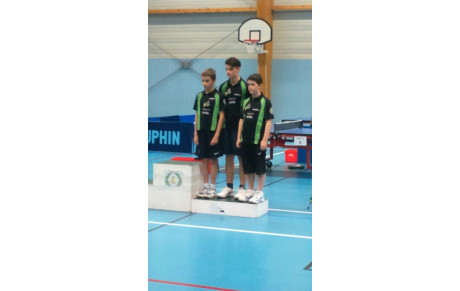 Interclubs jeunes Belle 3ème place pour Enzo Mathéo et Jules en catégorie Minime